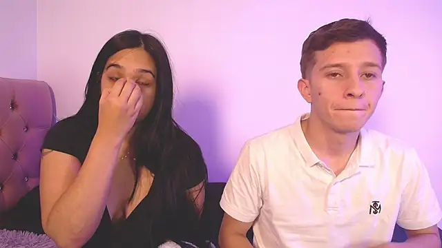 Snapshot of mae_nathan_ chatting on 10/15/25, 02:06 mae nathan online show from 10/15/25, 02:06