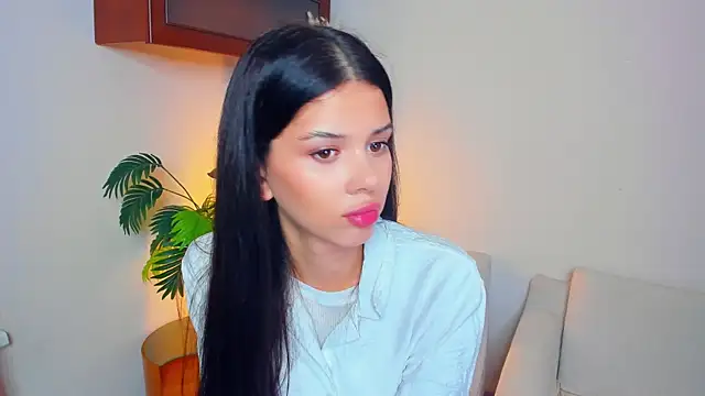 JoCauterucci online show from 10/08/25, 06:55