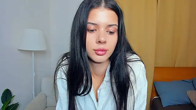 JoCauterucci online show from 10/31/25, 07:09