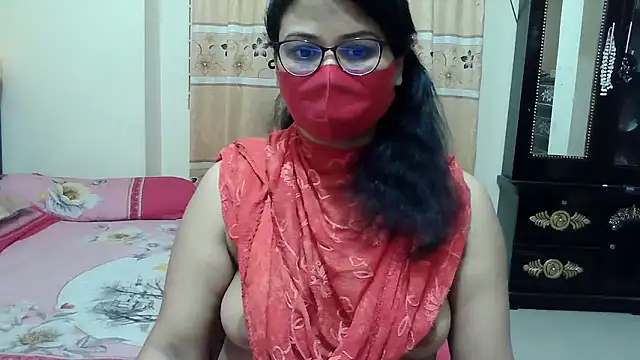 Elena cruz5 online show from 11/26/25, 12:50