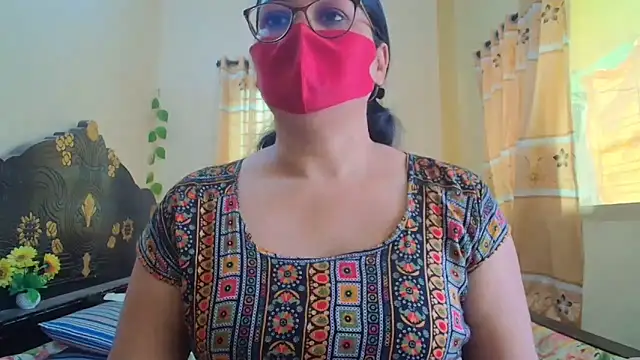 Elena cruz5 online show from 05/24/26, 04:28