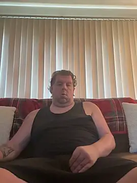 Stephanie1984 online show from 11/10/25, 01:43