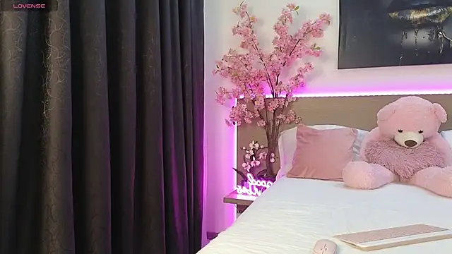 anexblondie online show from 10/16/25, 06:14