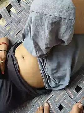 sexy  girls98 online show from 05/17/26, 08:34
