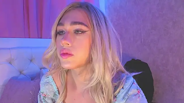 saraah queen1 online show from 10/25/25, 04:09