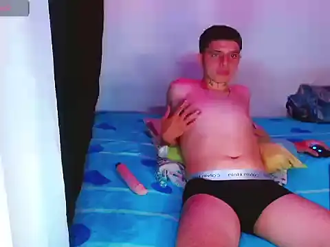 NoahAyala online show from 11/16/25, 01:33