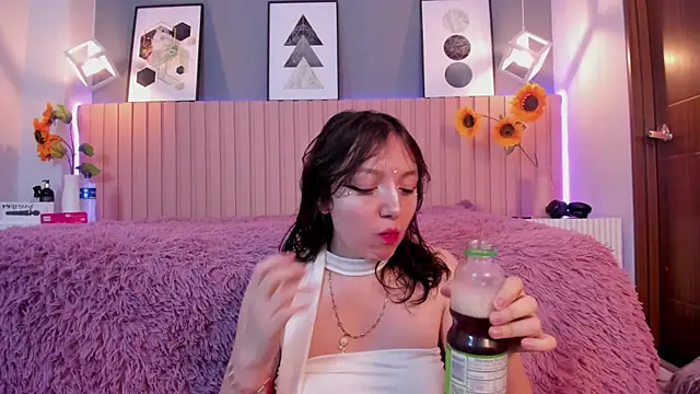 Nina Ford online show from 04/29/26, 03:10