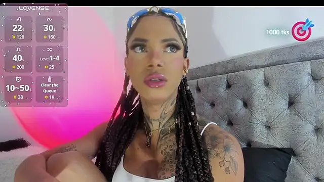 michell danna online show from 09/25/25, 01:53