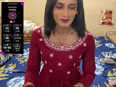 LuvLayla online show from 04/12/26, 08:25