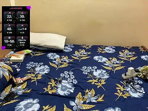 LuvLayla online show from 04/13/26, 06:57