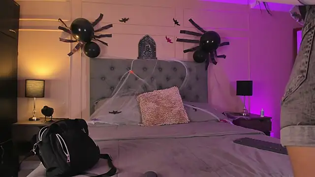 ALICESANDOVAL online show from 11/07/25, 11:32