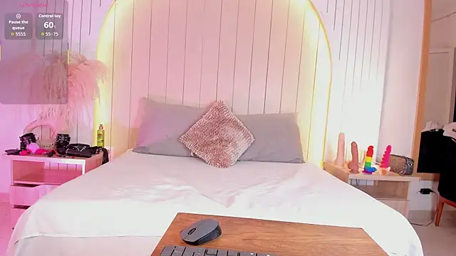 ALICESANDOVAL online show from 03/19/26, 11:47