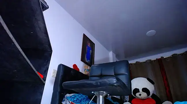 Snapshot of oodirty_hellen chatting on 01/10/25, 11:18 oodirty hellen online show from 01/10/25, 11:18