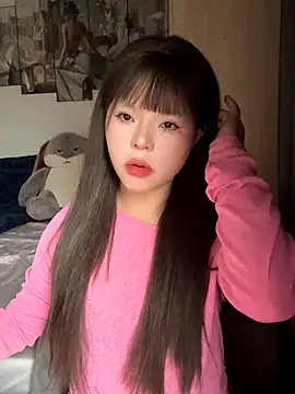 SarahBeii online show from 10/27/25, 03:43