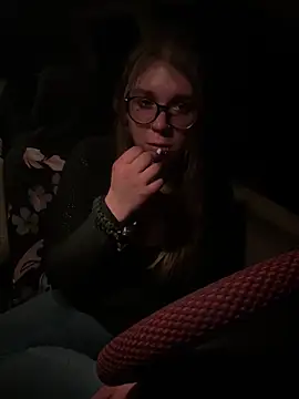 Snapshot of adventuresinsky chatting on 09/26/25, 07:34 adventuresinsky online show from 09/26/25, 07:34