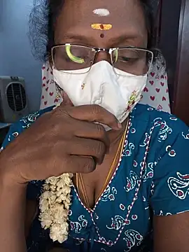 umashreetamil online show from 05/13/26, 02:47