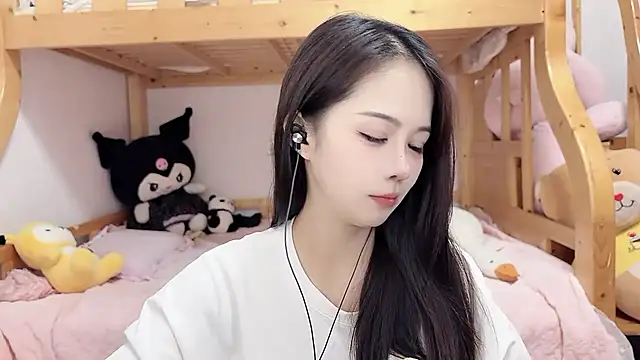 Sue101010 online show from 10/05/25, 06:17