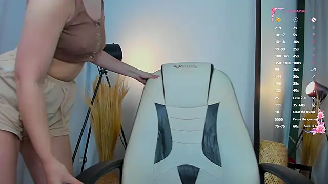 Lina Glow online show from 09/27/25, 06:40