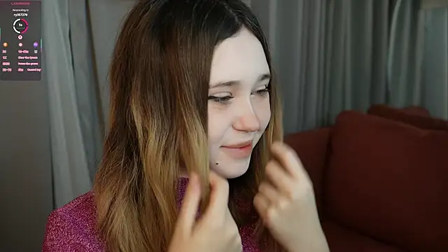 Lina Glow online show from 11/30/25, 06:39