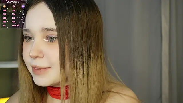 Lina Glow online show from 12/23/25, 06:55