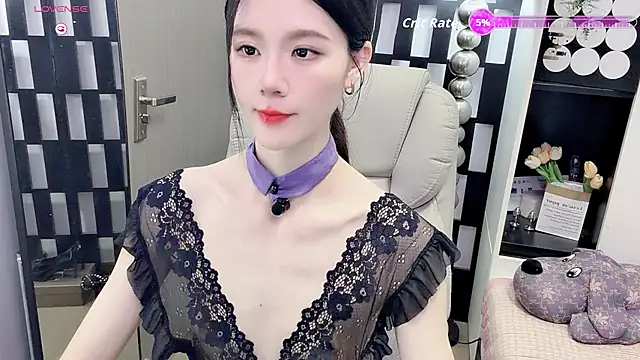 Yueyue-MM online show from 05/17/26, 12:23