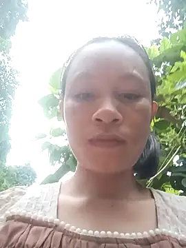 simi-lucy online show from 10/03/25, 01:02