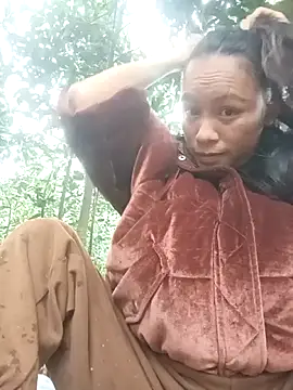 simi-lucy online show from 01/16/26, 01:31