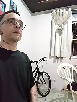 dinho carioca online show from 09/20/25, 02:34