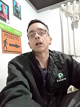 dinho carioca online show from 10/21/25, 10:32