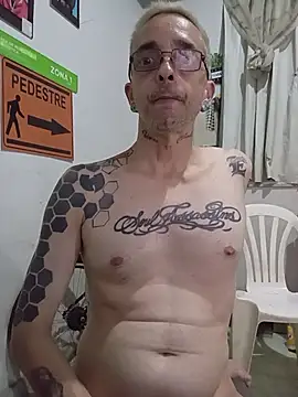 dinho carioca online show from 03/17/26, 01:21