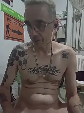 dinho carioca online show from 03/24/26, 04:28