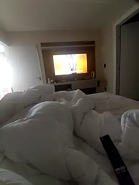 andrerj22 online show from 09/17/25, 12:07