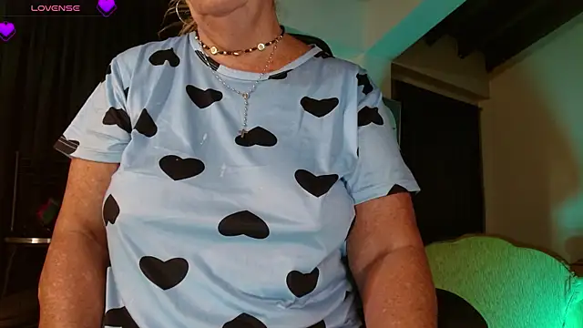  SARAI DUPONT online show from 02/15/26, 11:08