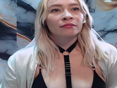 Snapshot of _afrodita23 chatting on 09/11/25, 12:49 afrodita23 online show from 09/11/25, 12:49