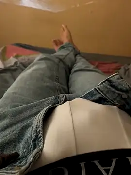 Normalludo0202 online show from 11/11/25, 02:50