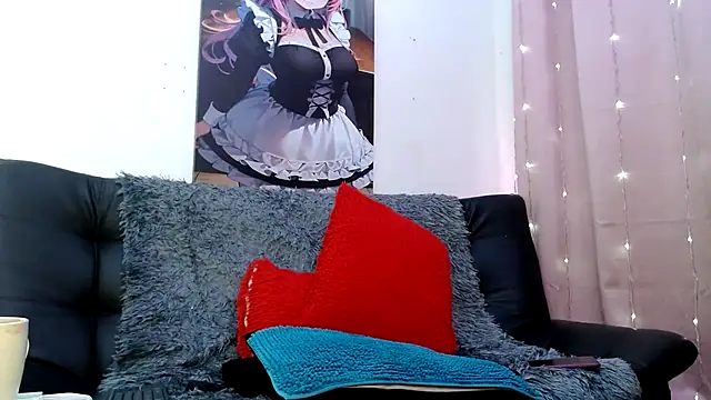 Snapshot of LAHILA_COOPERR chatting on 10/06/25, 12:13 LAHILA COOPERR online show from 10/06/25, 12:13