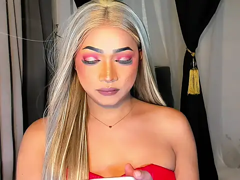 Snapshot of WenceSmith chatting on 10/13/25, 01:55 WenceSmith online show from 10/13/25, 01:55