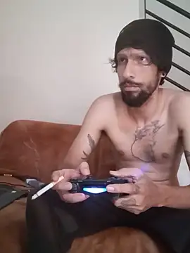 Alejandro92 cali online show from 05/20/26, 04:35