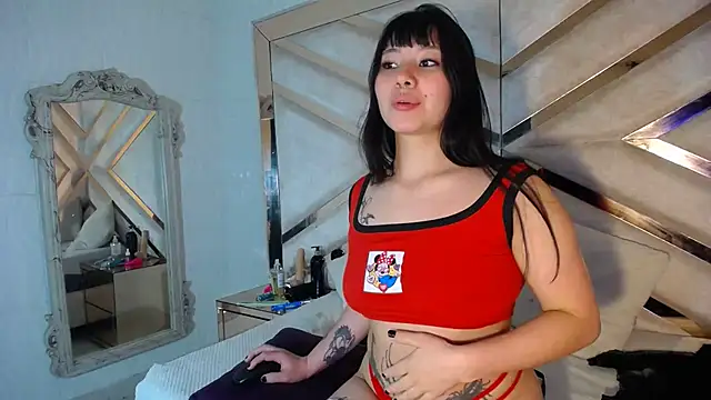 Zulema R1 online show from 11/30/25, 03:16