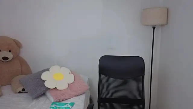 valerihouse online show from 11/13/25, 11:58