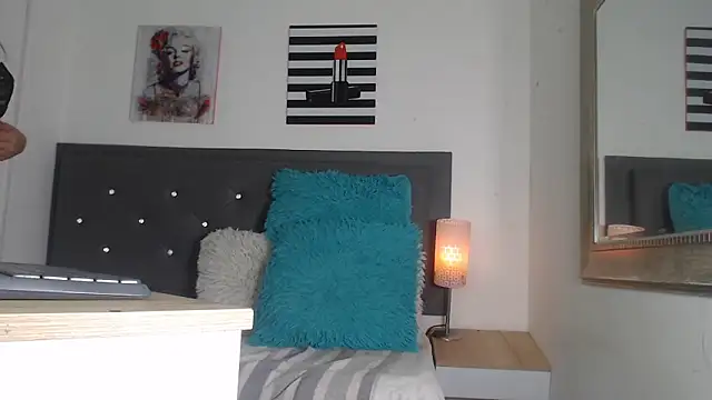 madison  love  online show from 05/15/26, 06:04