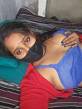 Minu love online show from 02/03/26, 10:48