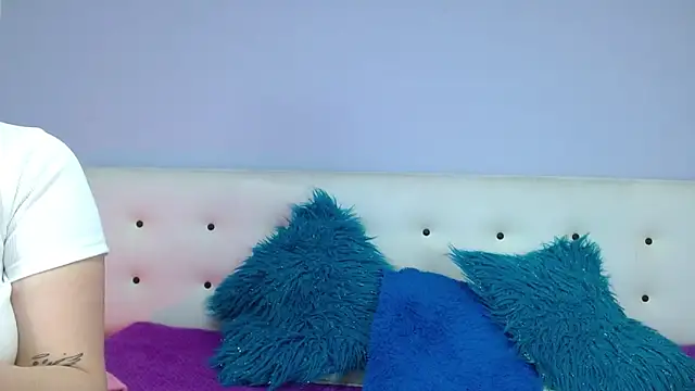 Kate Gale online show from 09/29/25, 11:09