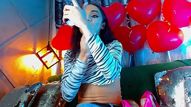 Cristal Gem1 online show from 02/15/26, 07:54