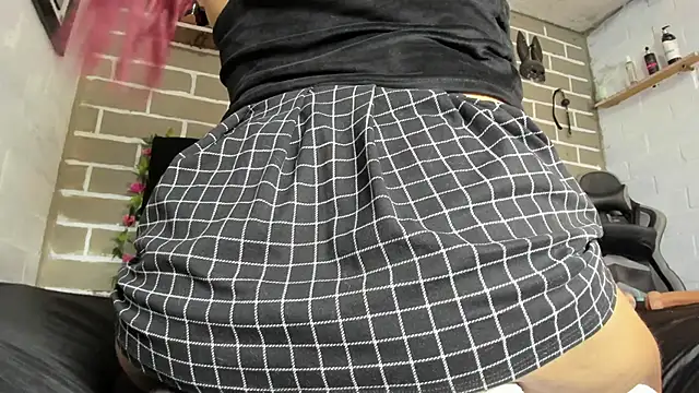 CharlotteBrowm online show from 10/10/25, 06:07