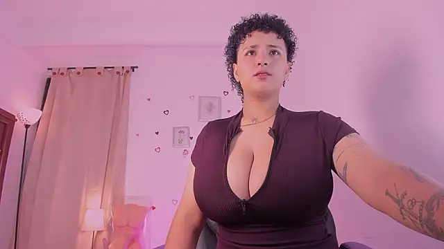 LiaaMoretzz online show from 03/13/26, 12:28