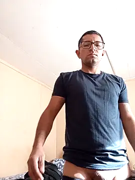 aquel boy xx online show from 10/27/25, 08:46