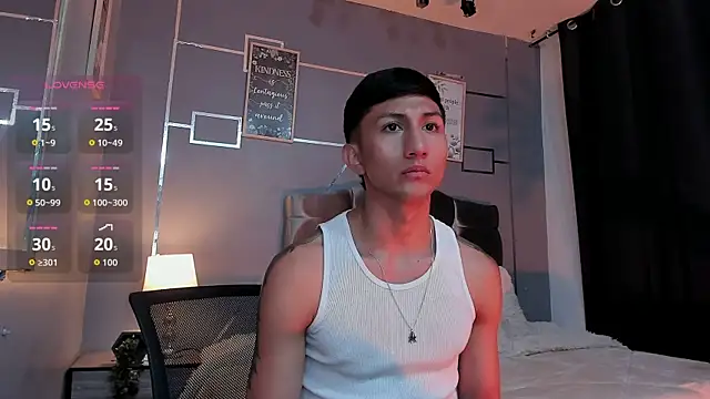 oliver mr  online show from 12/22/25, 08:39