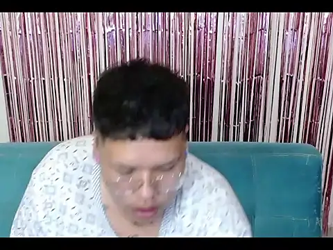 Yulian bigclit7 online show from 12/04/25, 12:53