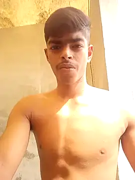 monster 33 online show from 04/13/26, 04:40